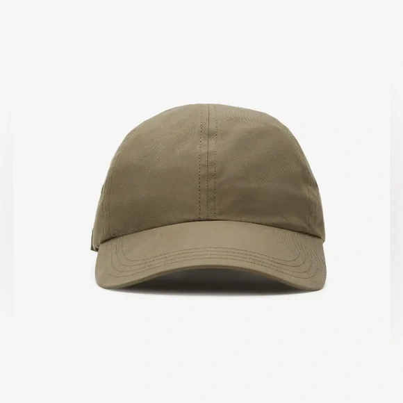 Burberry Gabardine Baseball Cap 🧢 in size L